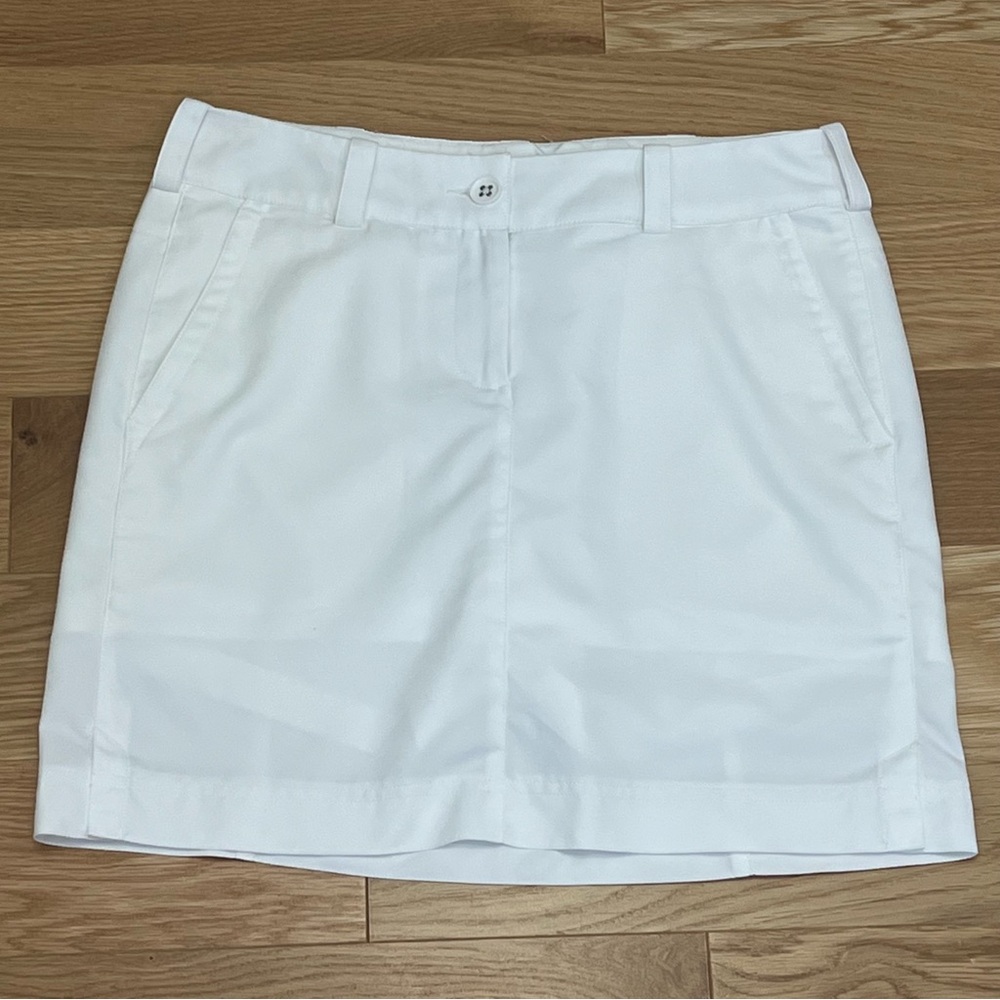 Nike Golf White Skirt Modest Performance Athletic Skort - Size 6